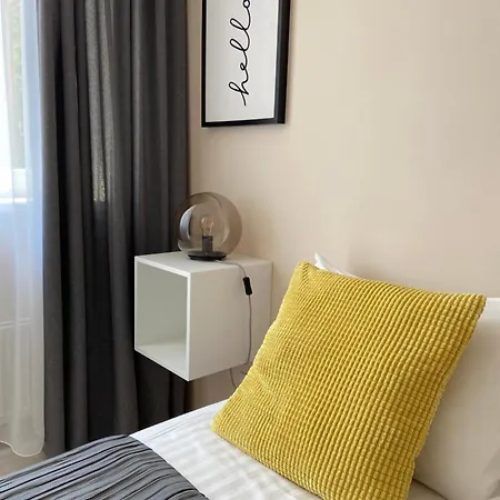 Guest house 24in By Astos
