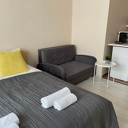 24in By Astos Guest house Palanga