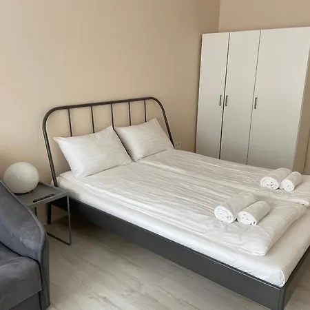 Guest house 24in By Astos Palanga